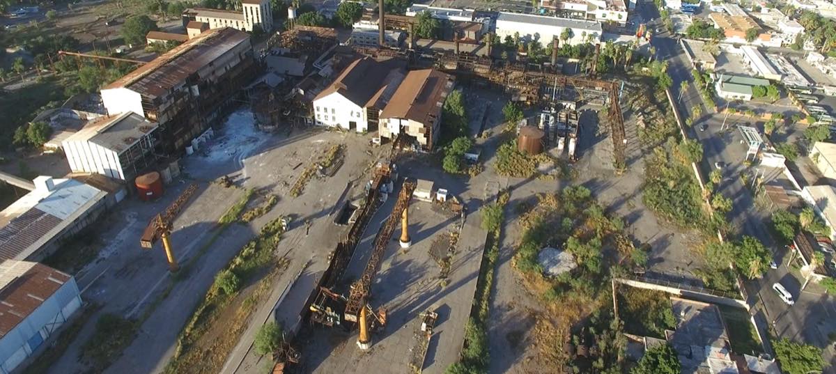 Vista aérea de sitio industrial — Estudio Fase I